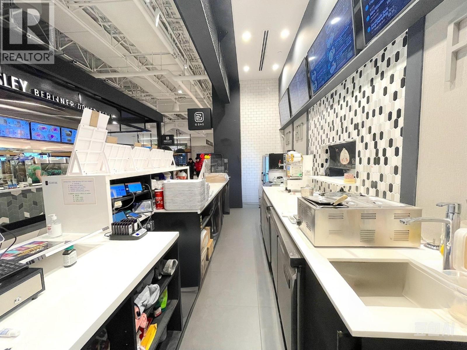 F14 4567 Lougheed Highway, Burnaby, British Columbia  V5C 3Z6 - Photo 16 - C8071110