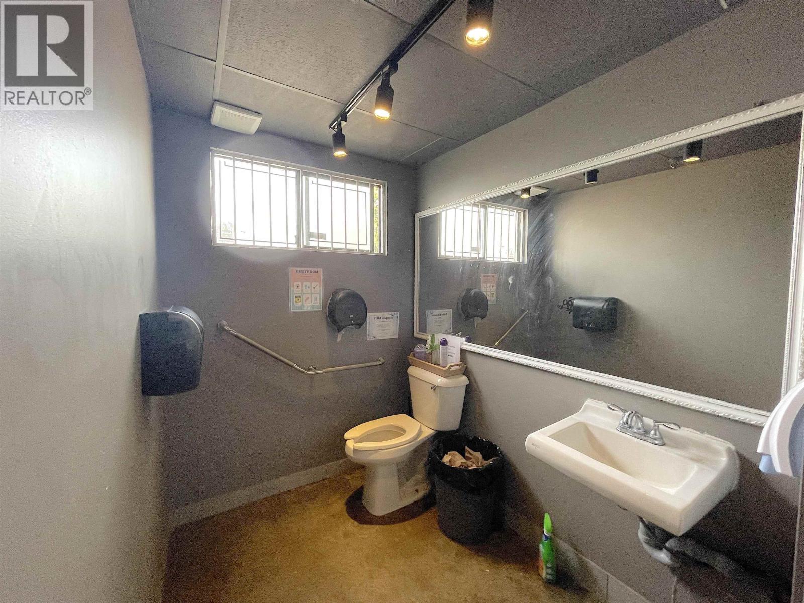 3619 Kingsway Street, Vancouver, British Columbia  V5R 5M1 - Photo 8 - C8074803