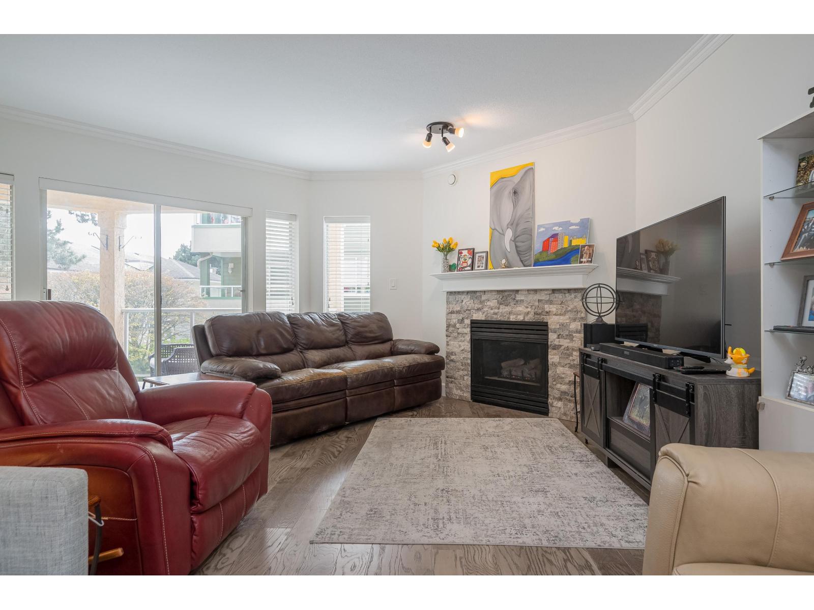 204 1255 Best Street, White Rock, British Columbia  V4B 4E1 - Photo 10 - R3105717