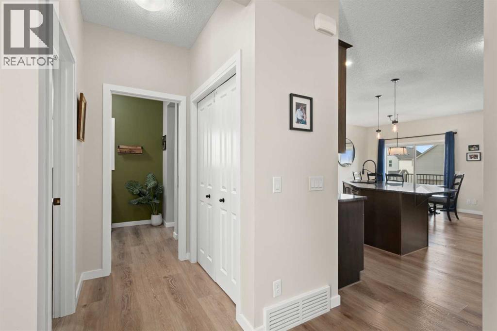 160 Reunion Grove NW, Airdrie, Alberta  T4B 0Z3 - Photo 5 - A2298726
