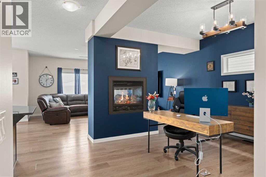 160 Reunion Grove NW, Airdrie, Alberta  T4B 0Z3 - Photo 6 - A2298726