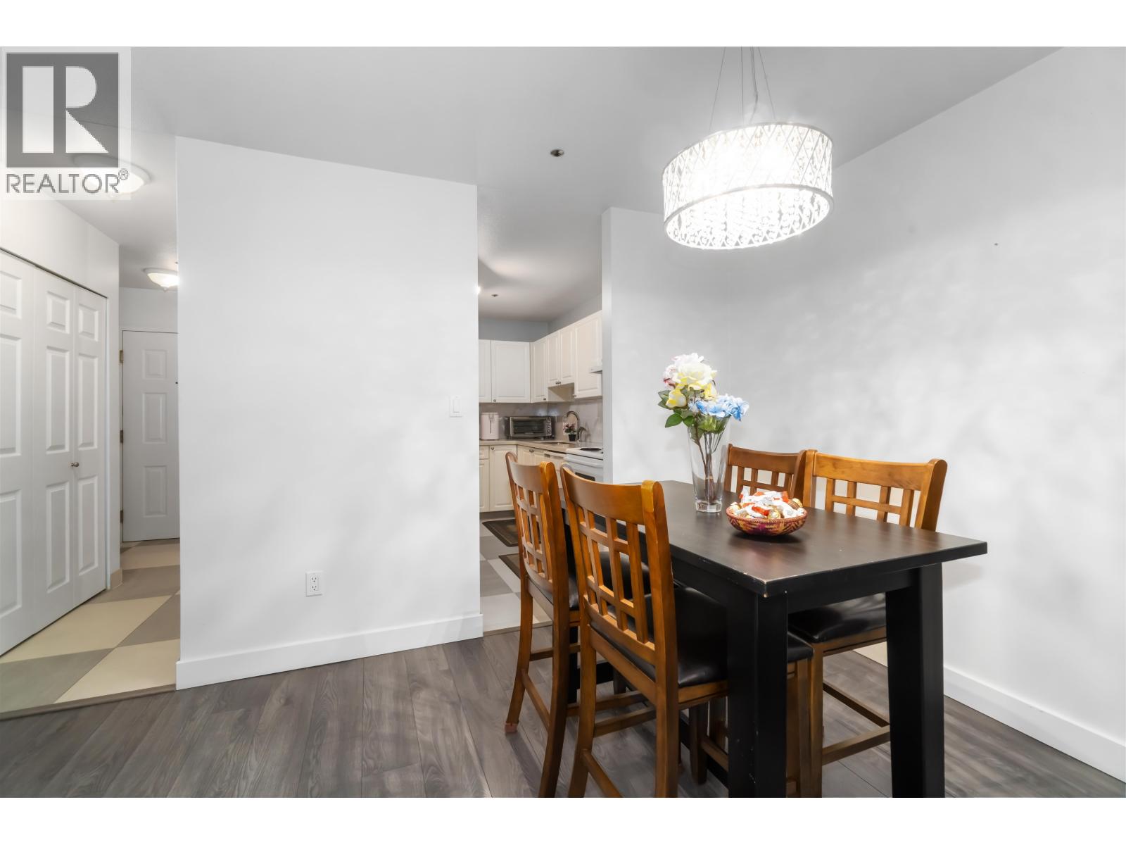 502 1310 Cariboo Street, New Westminster, British Columbia  V3M 1X2 - Photo 3 - R3093599