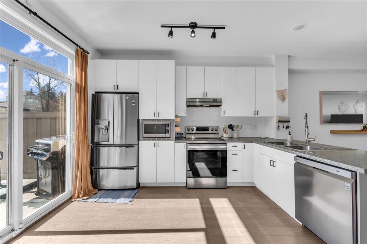 61 14838 61 Avenue, Surrey, British Columbia V3S 2P3 - Photo 5 - R3103835