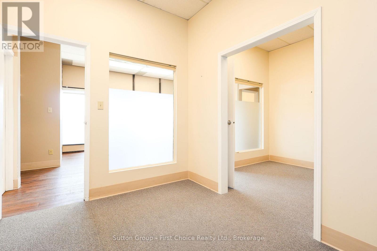 544 Huron Street, Stratford, Ontario  N5A 5T9 - Photo 11 - X12738596