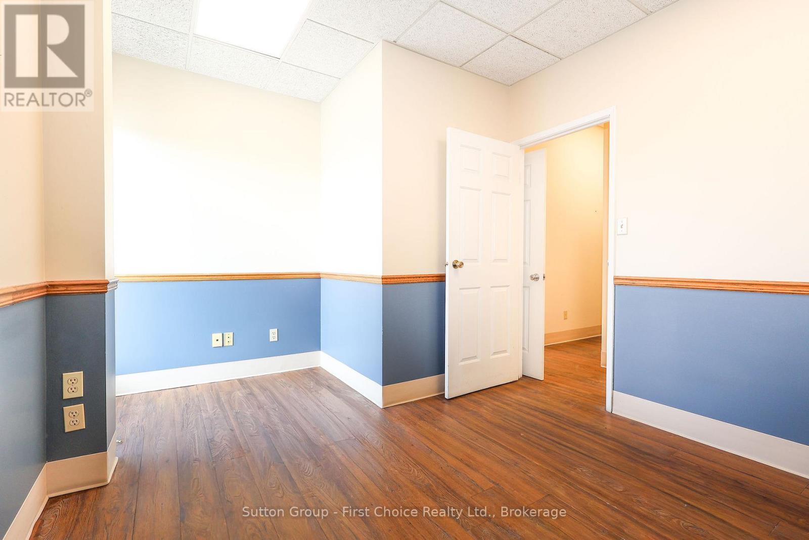 544 Huron Street, Stratford, Ontario  N5A 5T9 - Photo 24 - X12738596