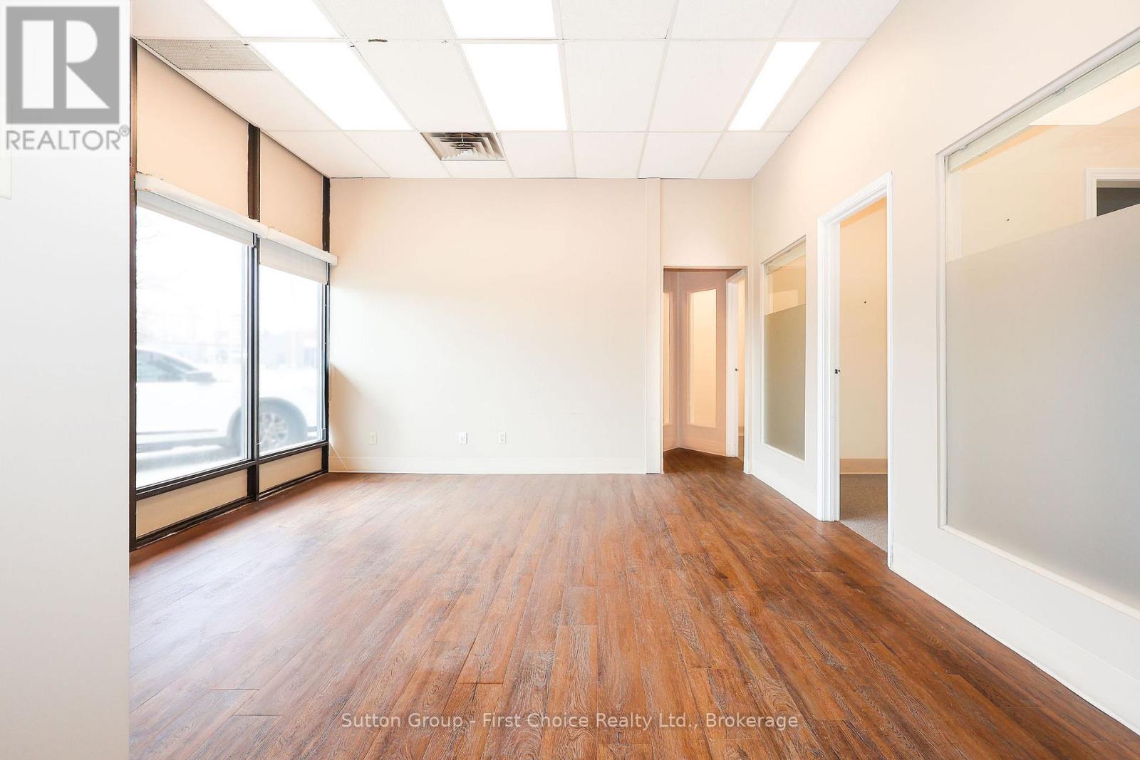 544 Huron Street, Stratford, Ontario  N5A 5T9 - Photo 5 - X12738596