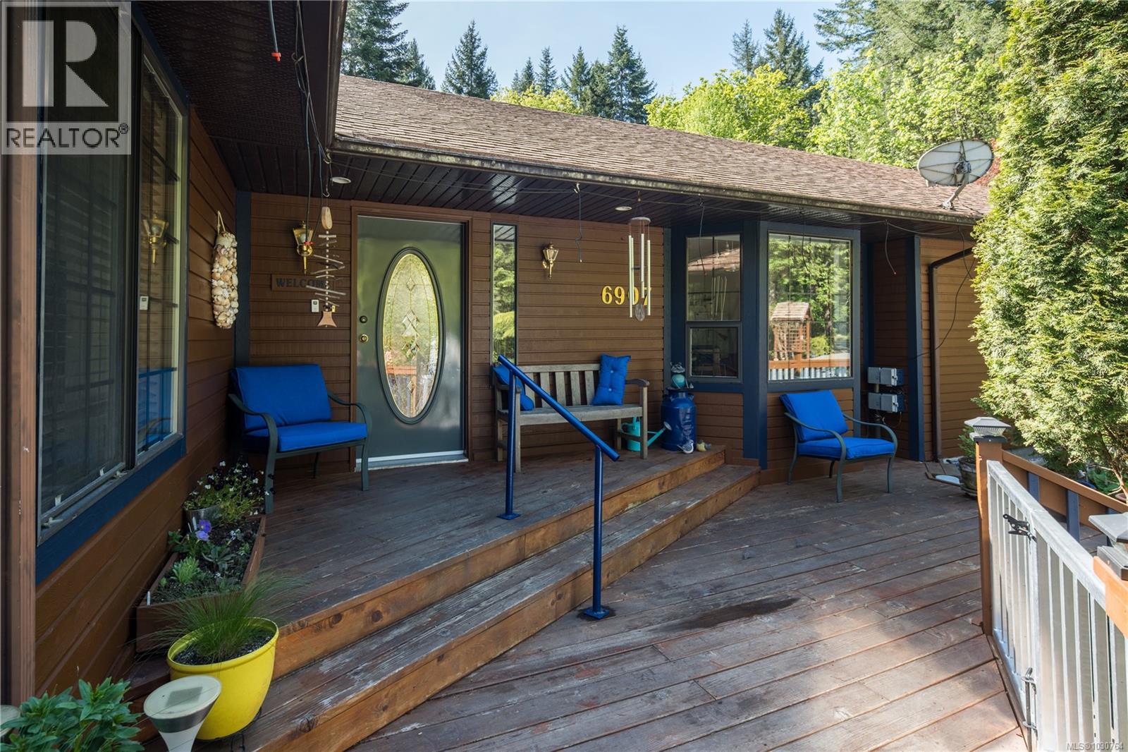 6907 Sellars Rd, Sooke, British Columbia  V9Z 0K9 - Photo 3 - 1030764