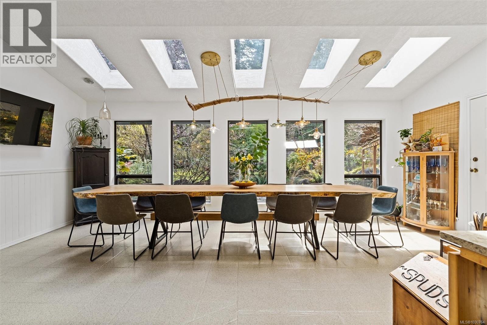 6907 Sellars Rd, Sooke, British Columbia  V9Z 0K9 - Photo 8 - 1030764