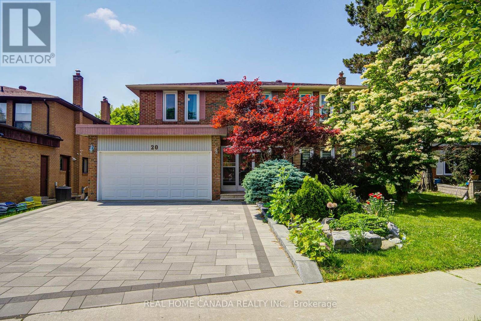 20 Saddletree Drive, Toronto, Ontario  M2H 3L3 - Photo 2 - C12956638