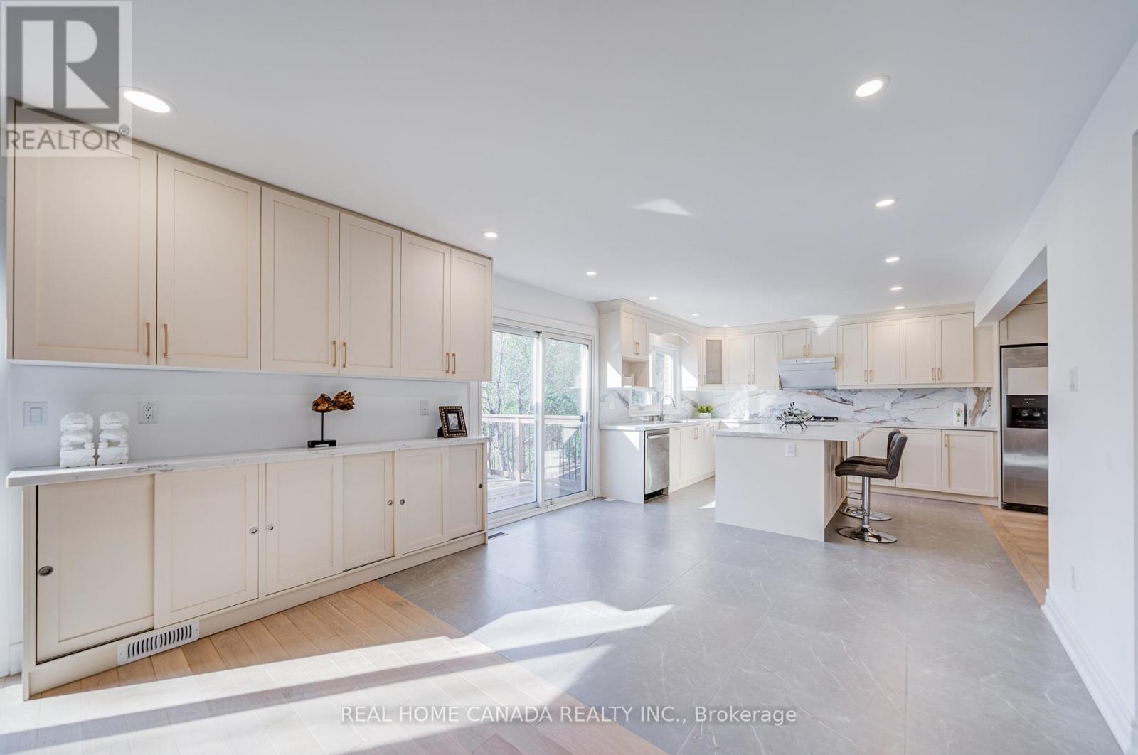 20 Saddletree Drive, Toronto, Ontario  M2H 3L3 - Photo 18 - C12956638