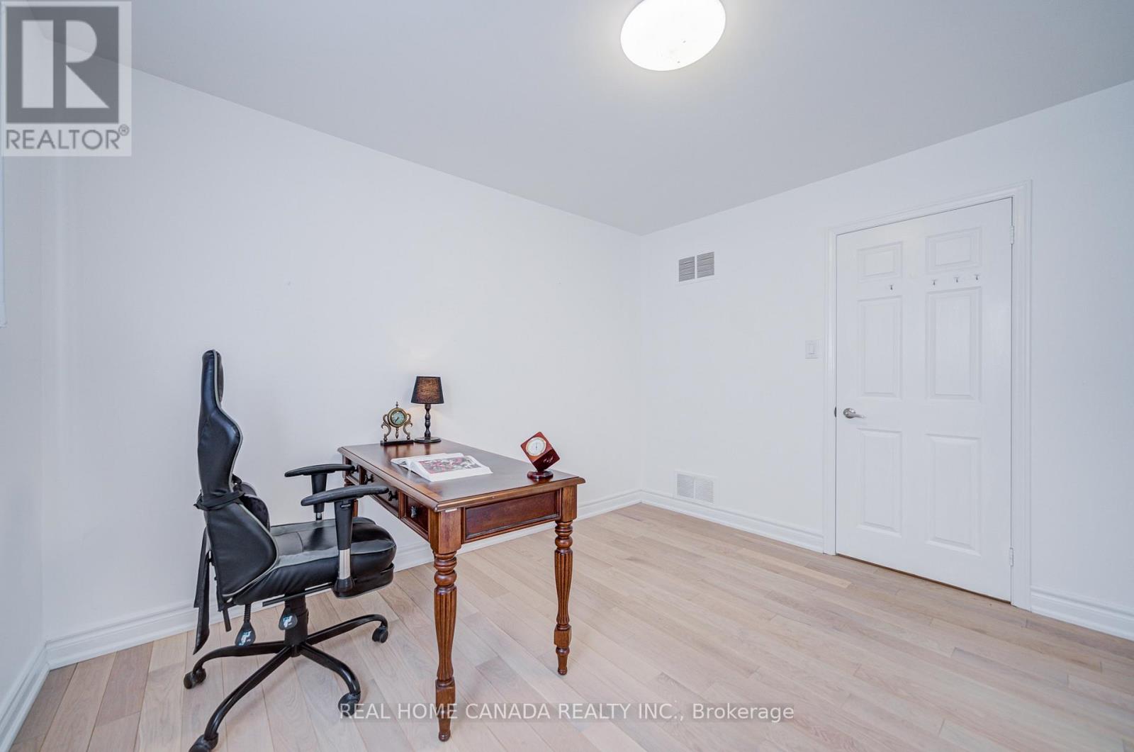 20 Saddletree Drive, Toronto, Ontario  M2H 3L3 - Photo 24 - C12956638