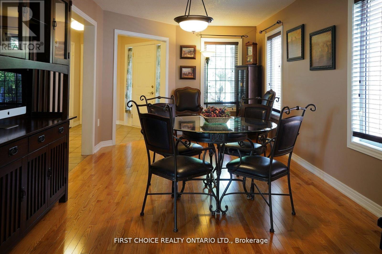 43 Buchanan Drive, New Tecumseth, Ontario  L9R 0A2 - Photo 17 - N12933958