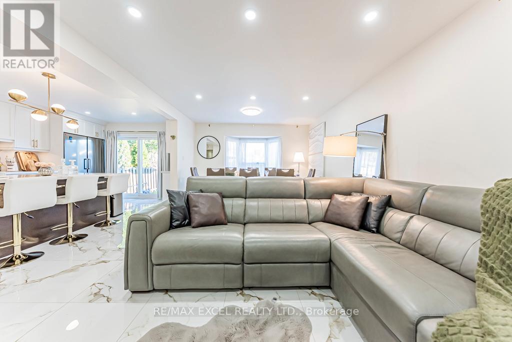 311 Conley Street, Vaughan (Lakeview Estates), Ontario  L4J 2Z3 - Photo 6 - N12926882