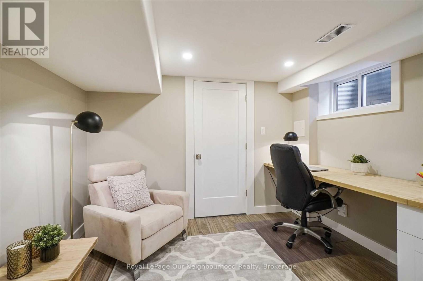 45 Main Street N, Milton, Ontario  L0P 1B0 - Photo 27 - W12956498