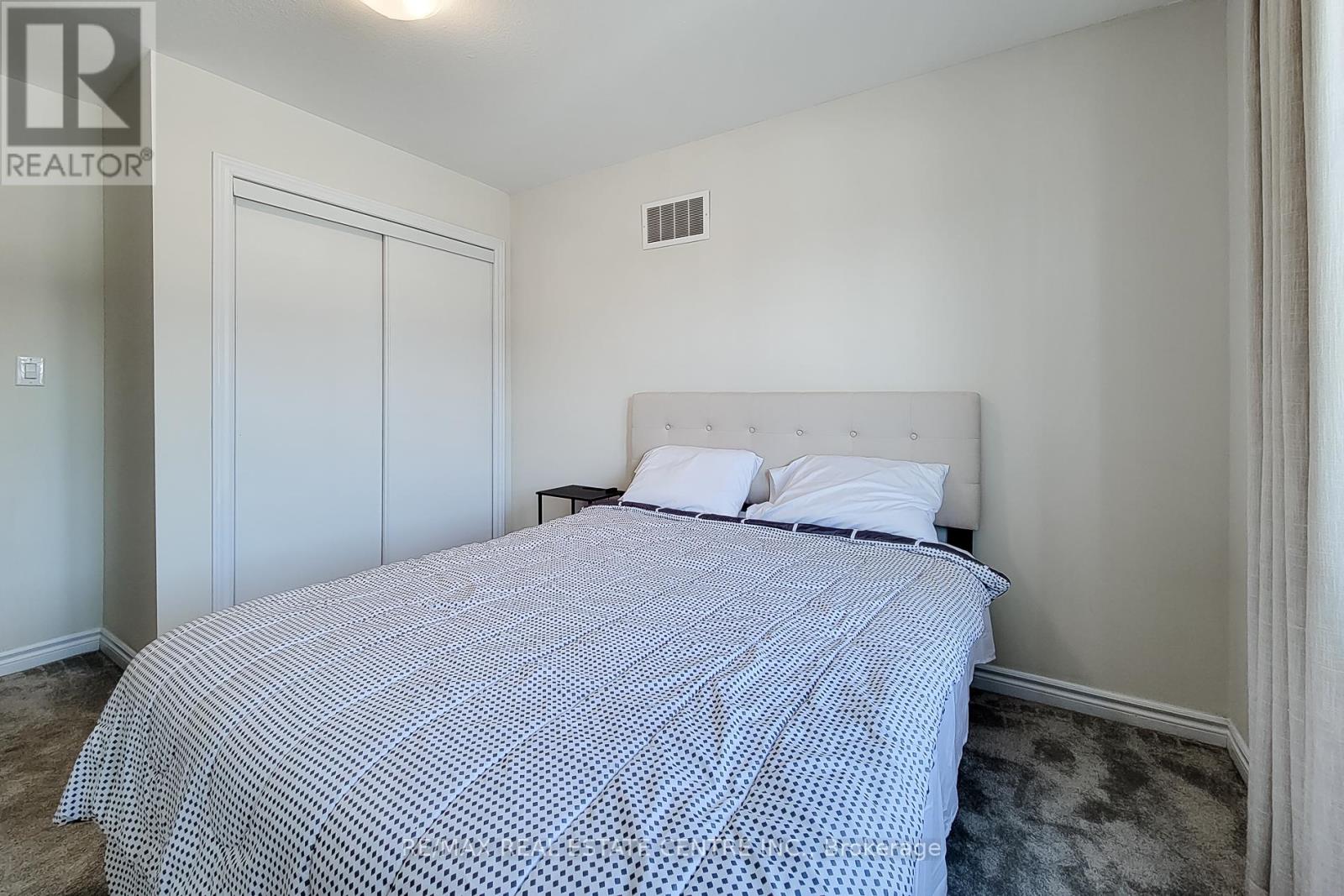 23 Hawick Crescent, Haldimand, Ontario  N3W 0G6 - Photo 24 - X12852802