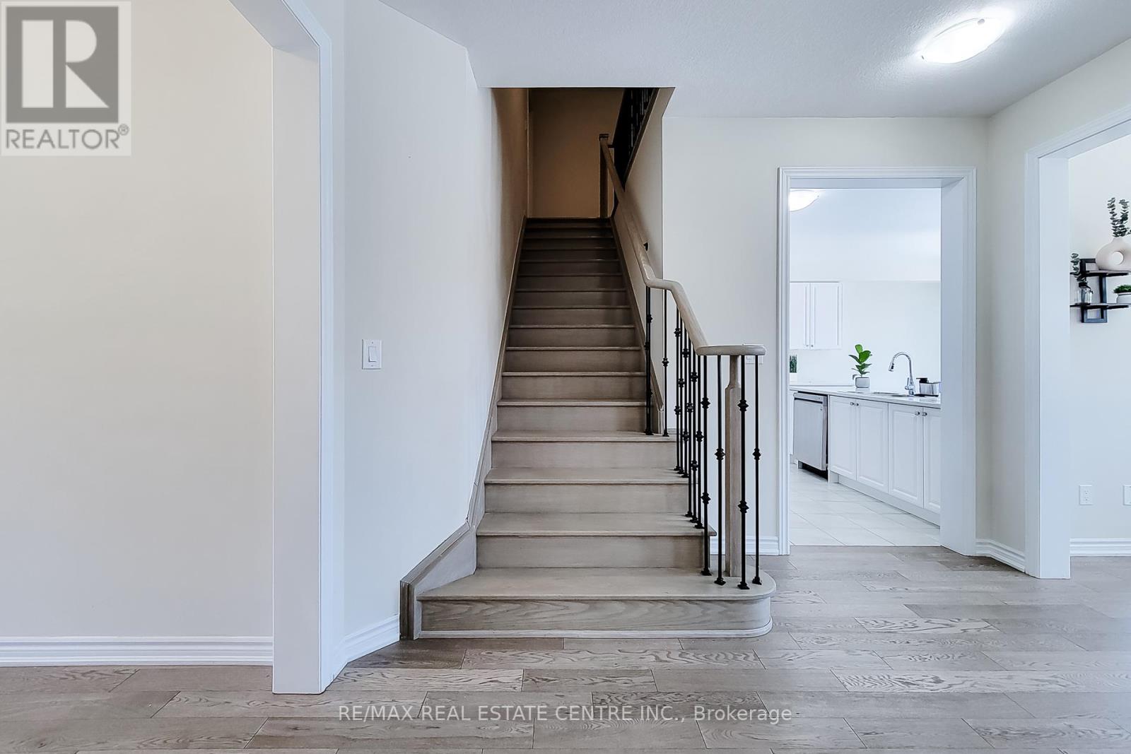 23 Hawick Crescent, Haldimand, Ontario  N3W 0G6 - Photo 21 - X12852802