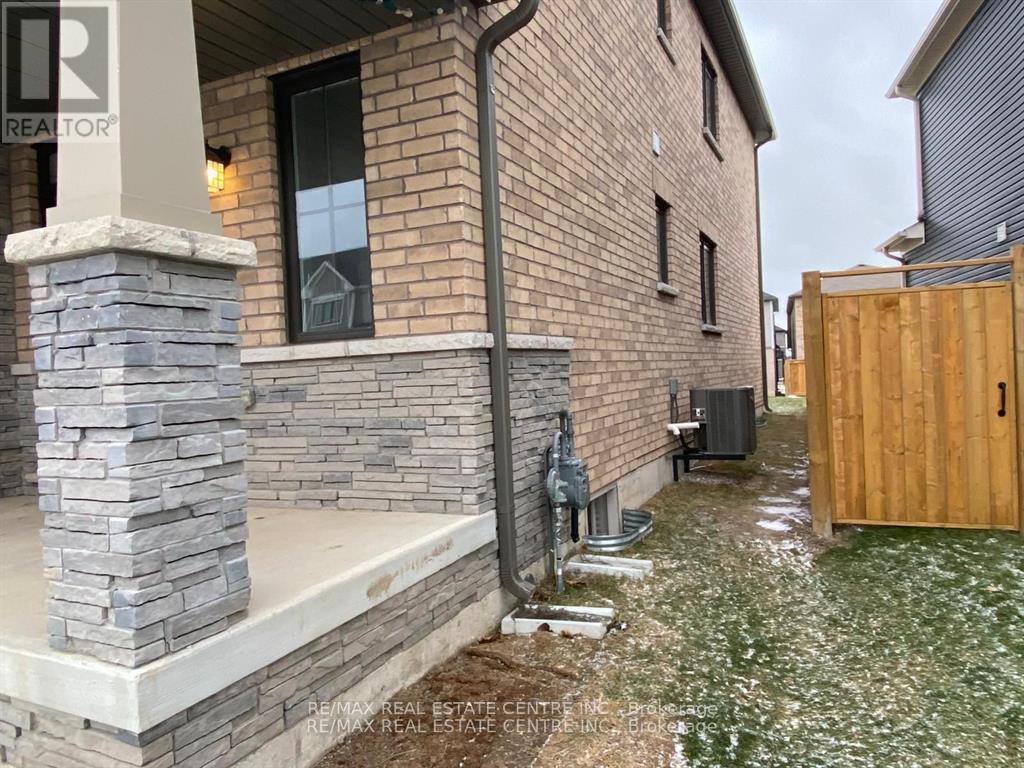 23 Hawick Crescent, Haldimand, Ontario  N3W 0G6 - Photo 43 - X12852802