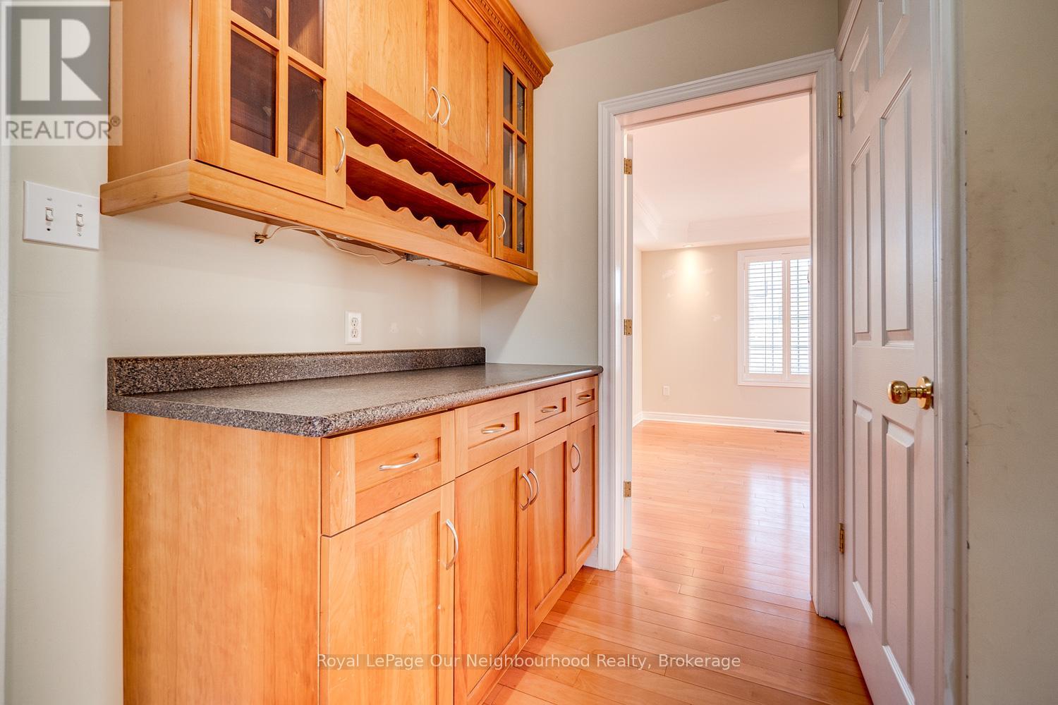 51 Main Street N, Milton, Ontario  L0P 1B0 - Photo 15 - W12956500