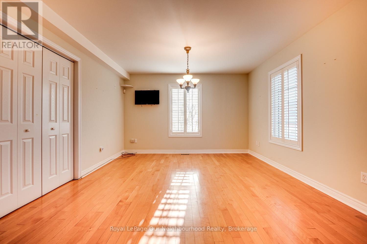 51 Main Street N, Milton, Ontario  L0P 1B0 - Photo 13 - W12956500