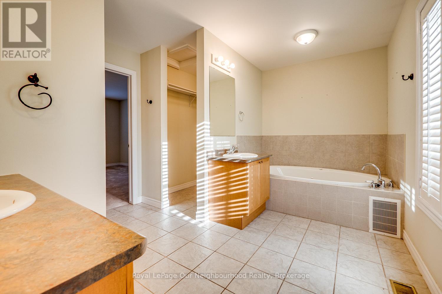 51 Main Street N, Milton, Ontario  L0P 1B0 - Photo 22 - W12956500