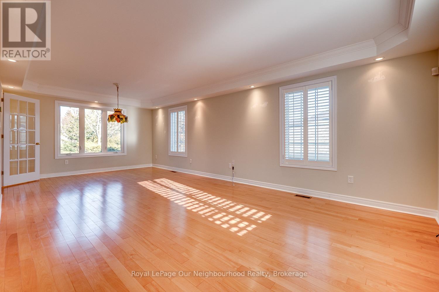 51 Main Street N, Milton, Ontario  L0P 1B0 - Photo 8 - W12956500