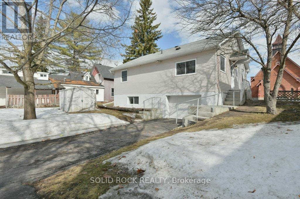 146 Elgin Street W, Arnprior, Ontario  K7S 1N8 - Photo 2 - X12877026