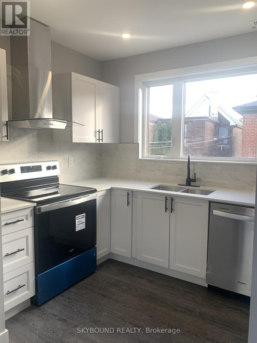 Rear Second - 98 Millicent Street, Toronto, Ontario  M6H 1W4 - Photo 4 - W12956690