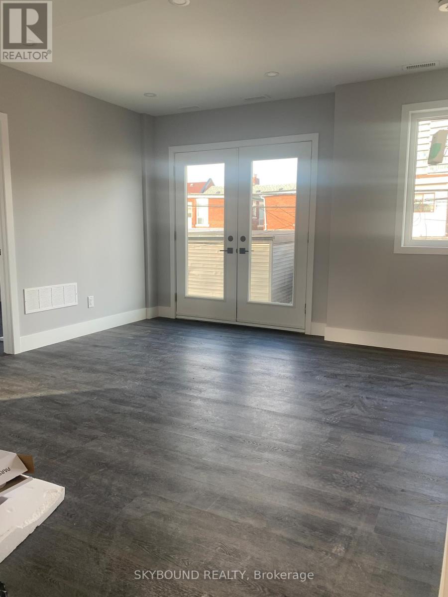 Rear Second - 98 Millicent Street, Toronto, Ontario  M6H 1W4 - Photo 8 - W12956690