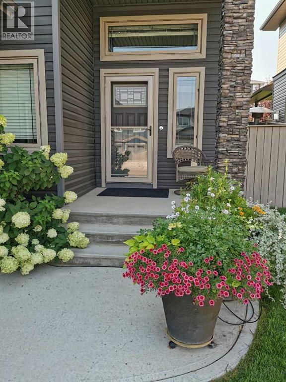 324 Ranchview Court Ne, Medicine Hat, Alberta  T1C 0G4 - Photo 6 - A2294282