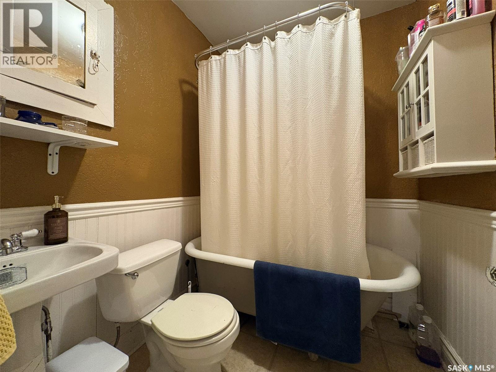 2470 Wallace Street, Regina, Saskatchewan  S4N 4B3 - Photo 7 - SK032071