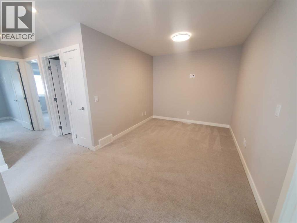 1045 West Lakeview Drive, Chestermere, Alberta  T1X 2T2 - Photo 19 - A2298127