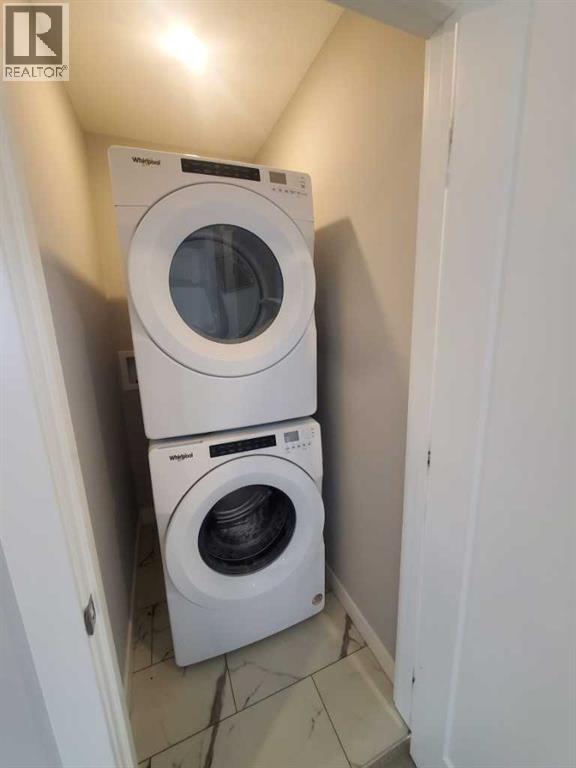 1045 West Lakeview Drive, Chestermere, Alberta  T1X 2T2 - Photo 30 - A2298127