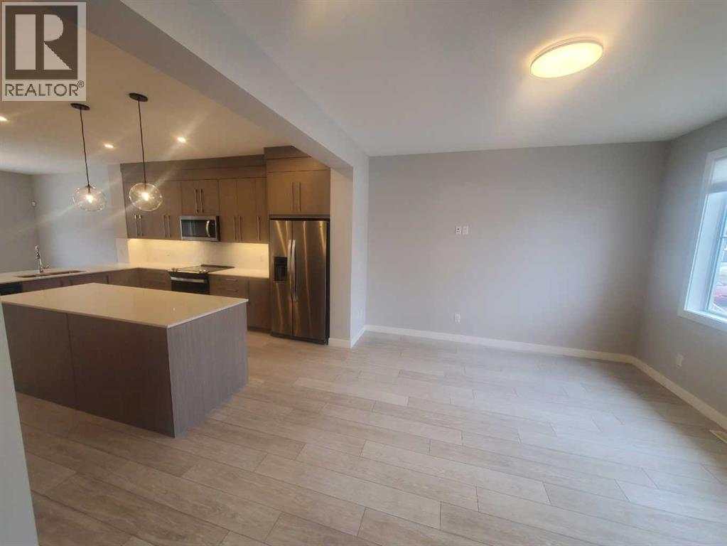 1045 West Lakeview Drive, Chestermere, Alberta  T1X 2T2 - Photo 8 - A2298127