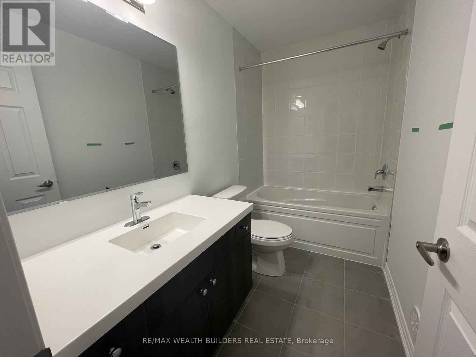 1260 Wintergreen Place, Milton, Ontario  L9E 1S3 - Photo 22 - W12907514