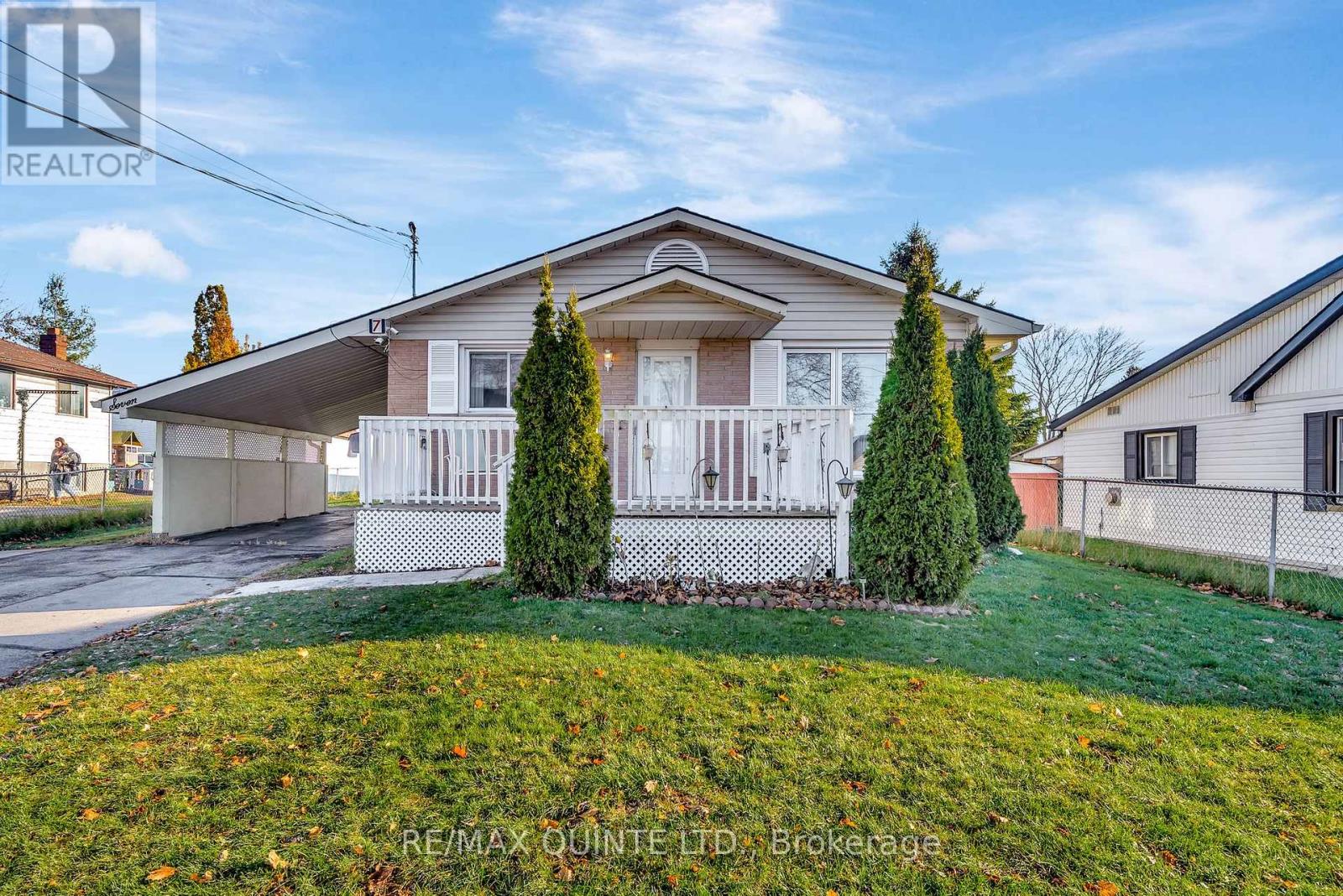 7 Herman Street, Belleville, Ontario  K8N 4W2 - Photo 3 - X12879166