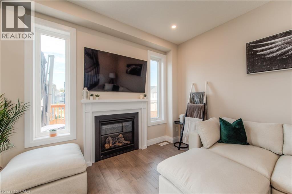 537 Valhalla Crescent Unit# Upper A, Waterloo, Ontario N2T 2J7 - Photo 12 - 40817550