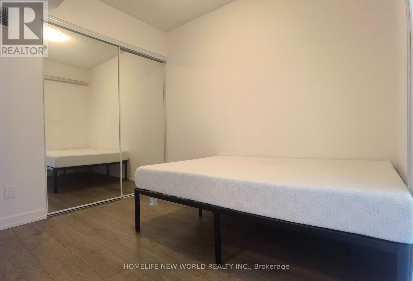 822 - 297 College Street, Toronto, Ontario  M5T 1S2 - Photo 7 - C12956704