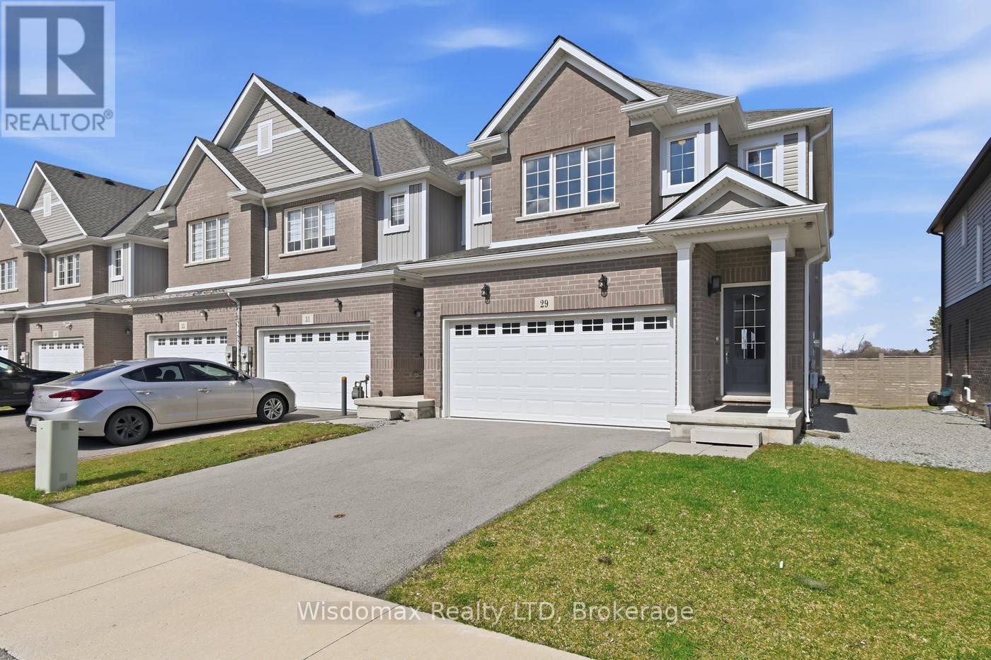 29 Bur Oak Drive, Thorold, Ontario  N3B 0C6 - Photo 3 - X12956700