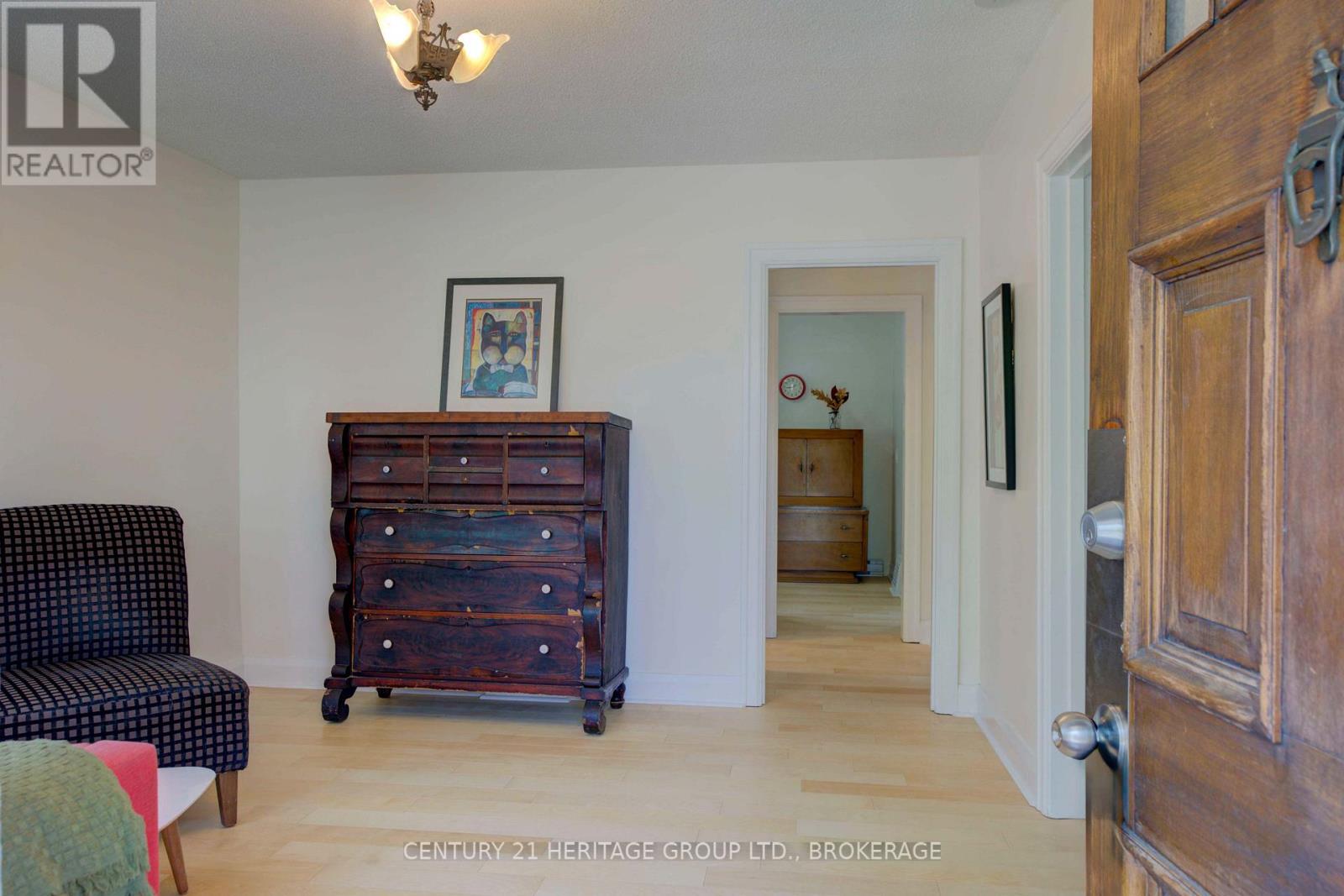 108 Park Street, Kingston, Ontario  K7L 1J8 - Photo 2 - X12786696