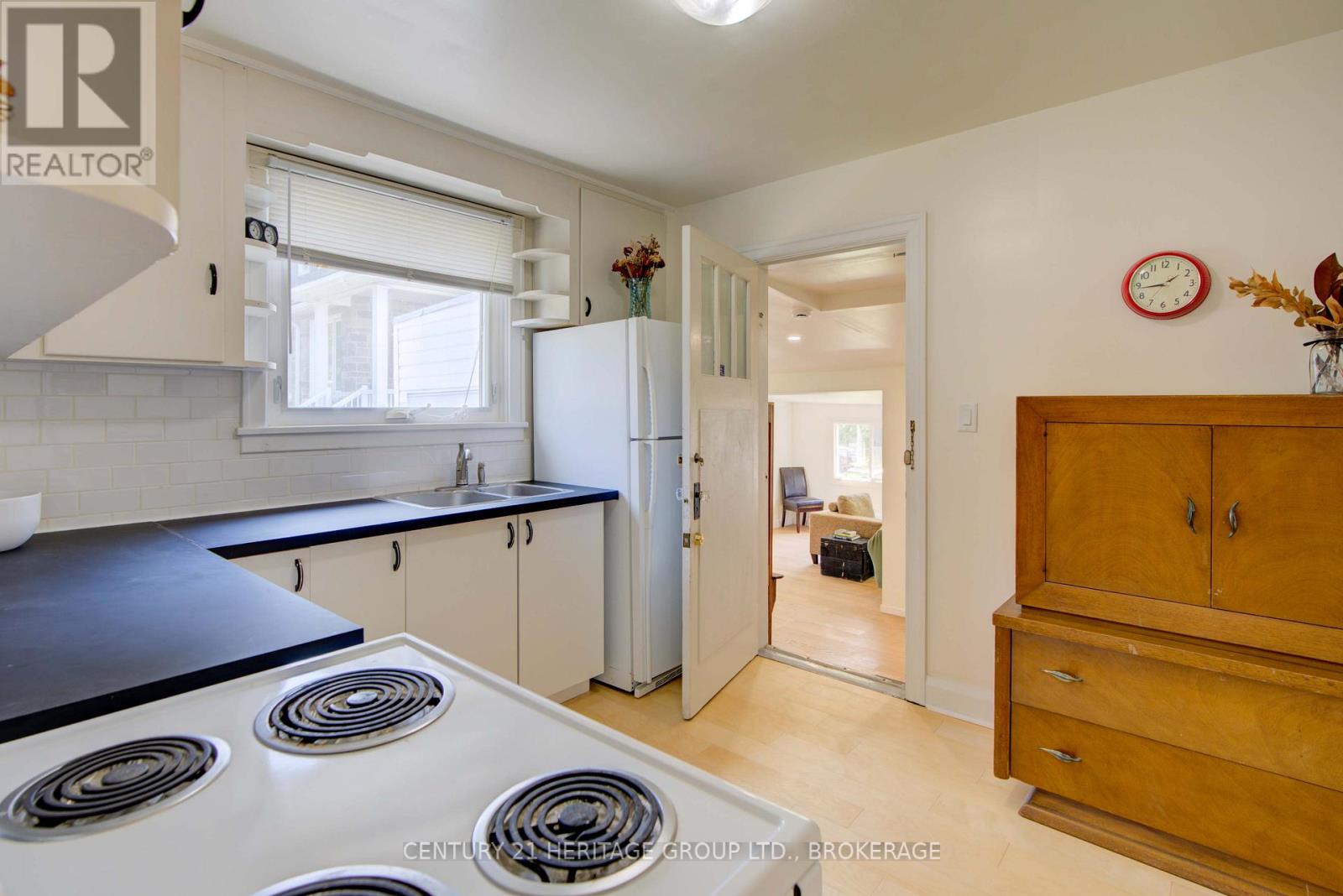 108 Park Street, Kingston, Ontario  K7L 1J8 - Photo 11 - X12786696