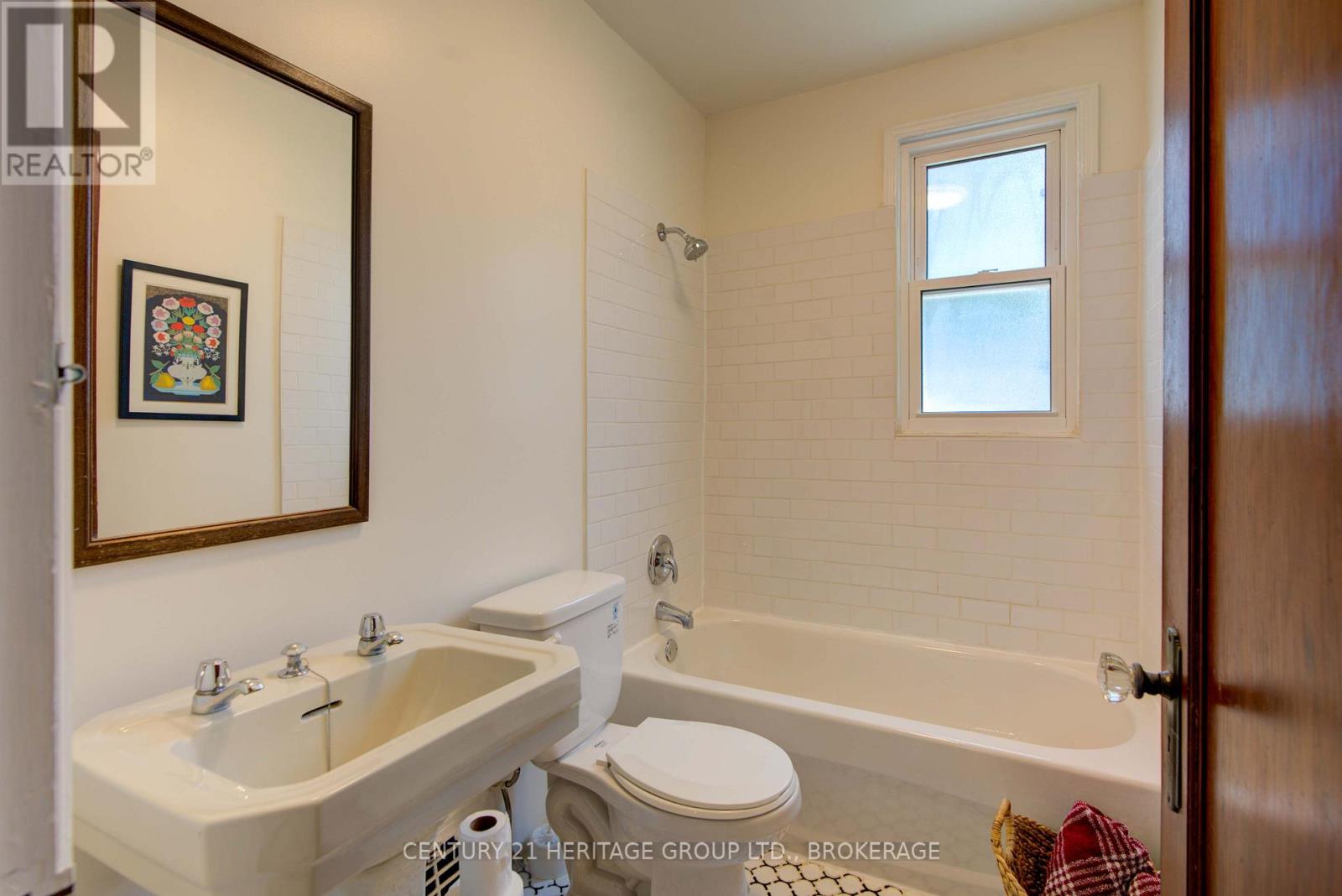 108 Park Street, Kingston, Ontario  K7L 1J8 - Photo 7 - X12786696