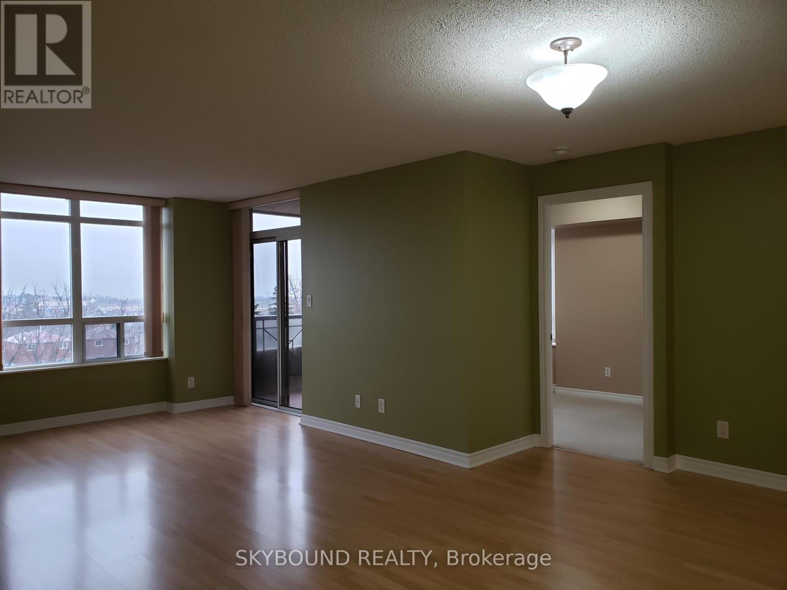 415 - 3880 Duke Of York Boulevard, Mississauga, Ontario  L5B 4M7 - Photo 2 - W12956702