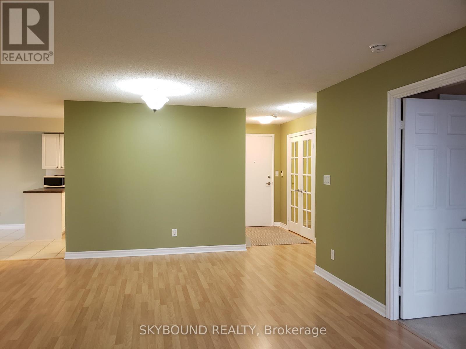 415 - 3880 Duke Of York Boulevard, Mississauga, Ontario  L5B 4M7 - Photo 6 - W12956702