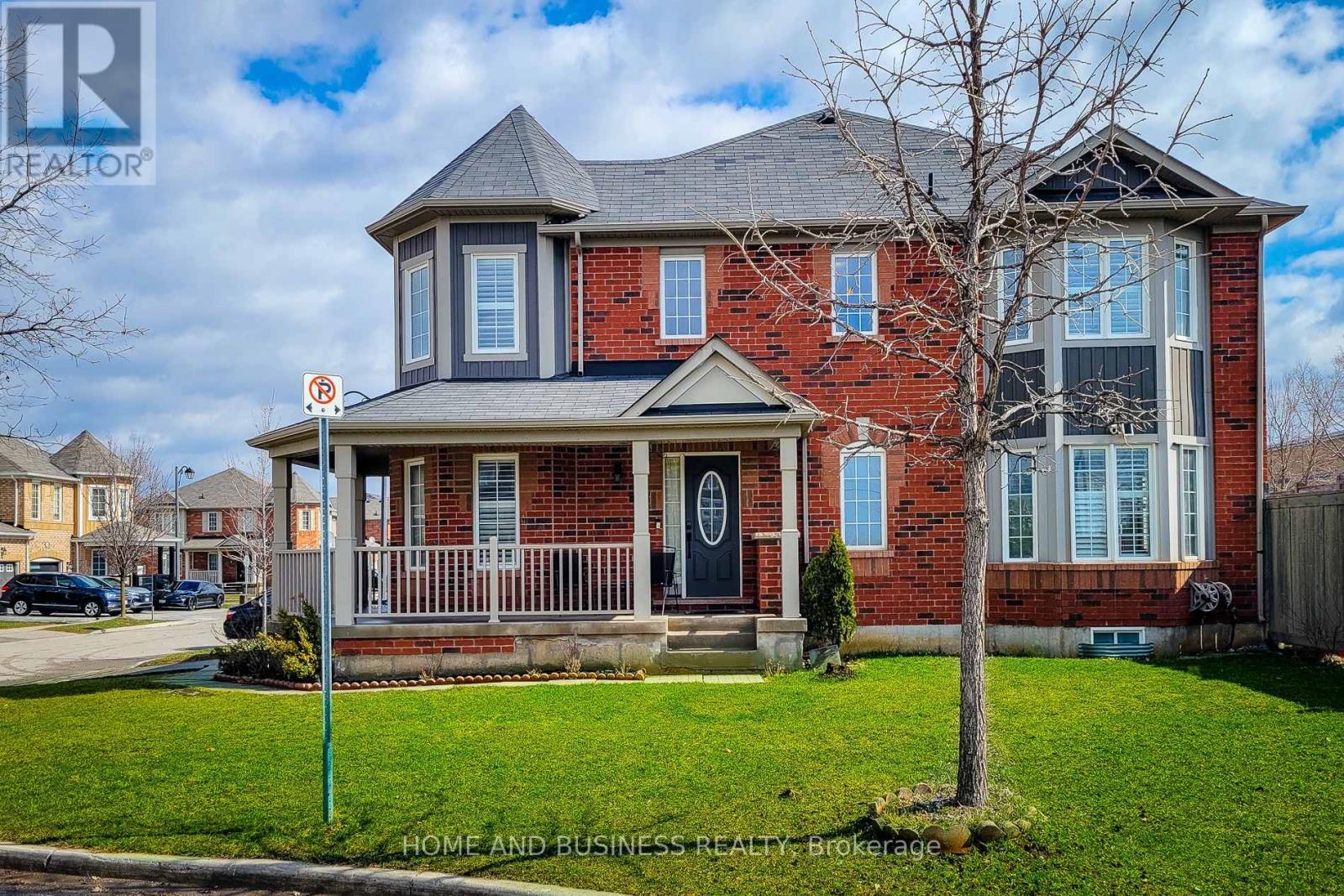 355 Chuchmach Close, Milton, Ontario  L9T 8B7 - Photo 2 - W12956606