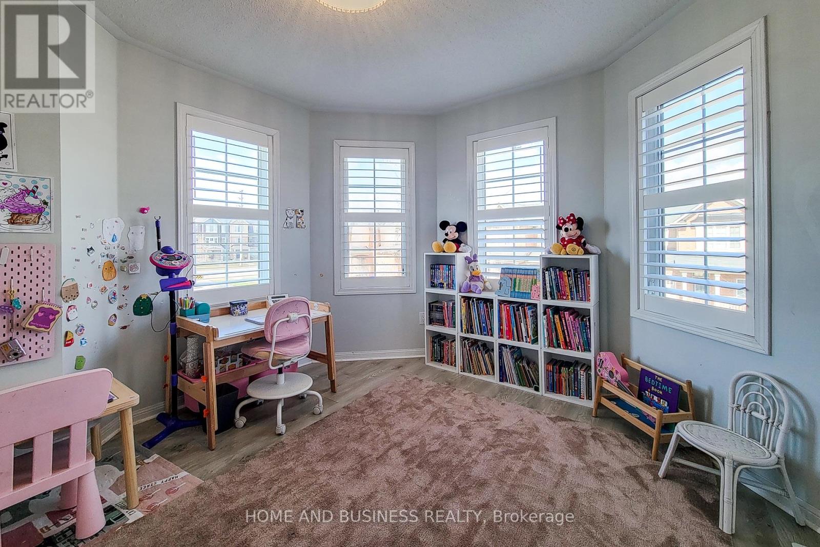 355 Chuchmach Close, Milton, Ontario  L9T 8B7 - Photo 31 - W12956606