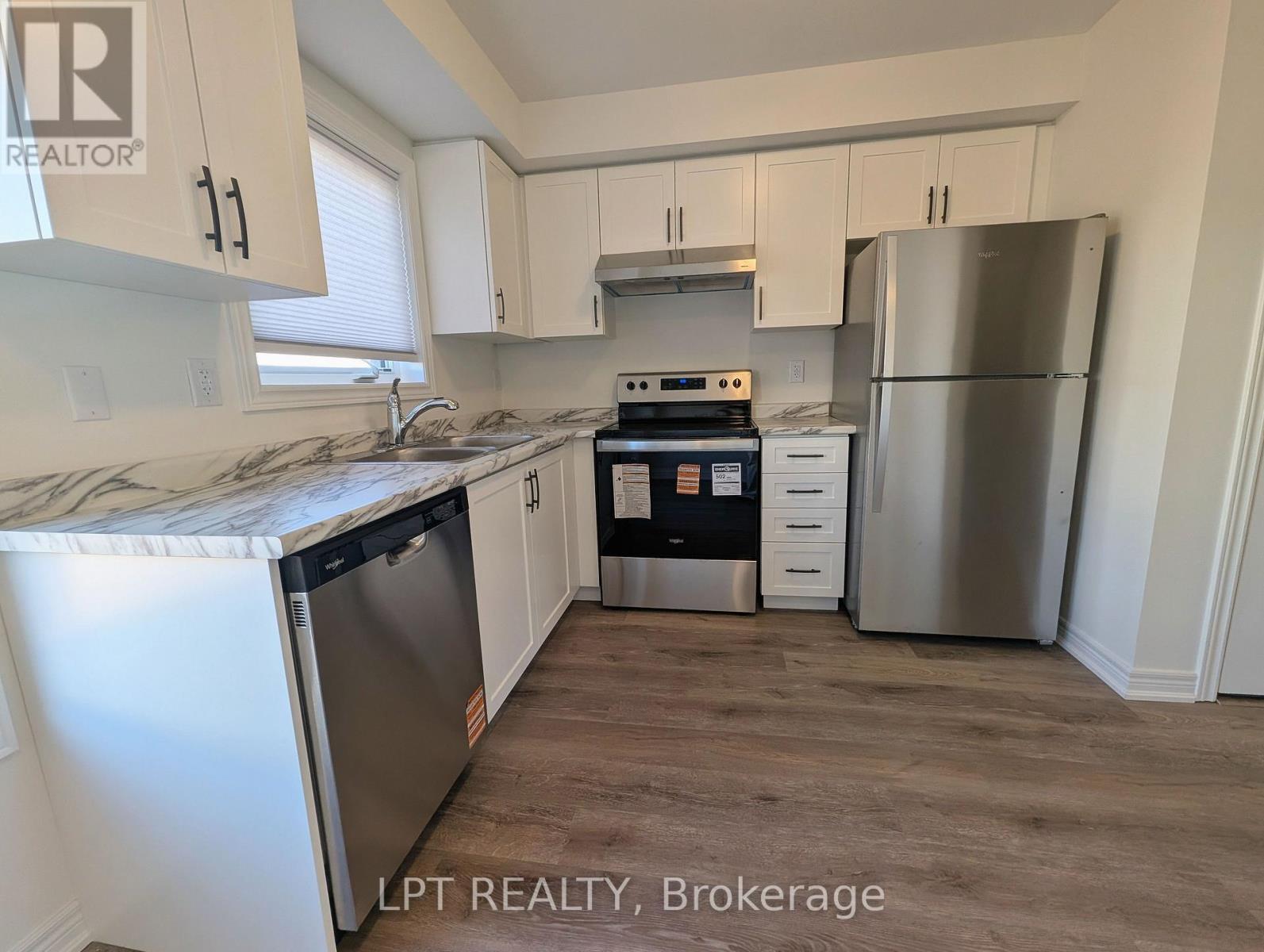 11a Bingham Road, Hamilton, Ontario  L8H 0B5 - Photo 4 - X12956404