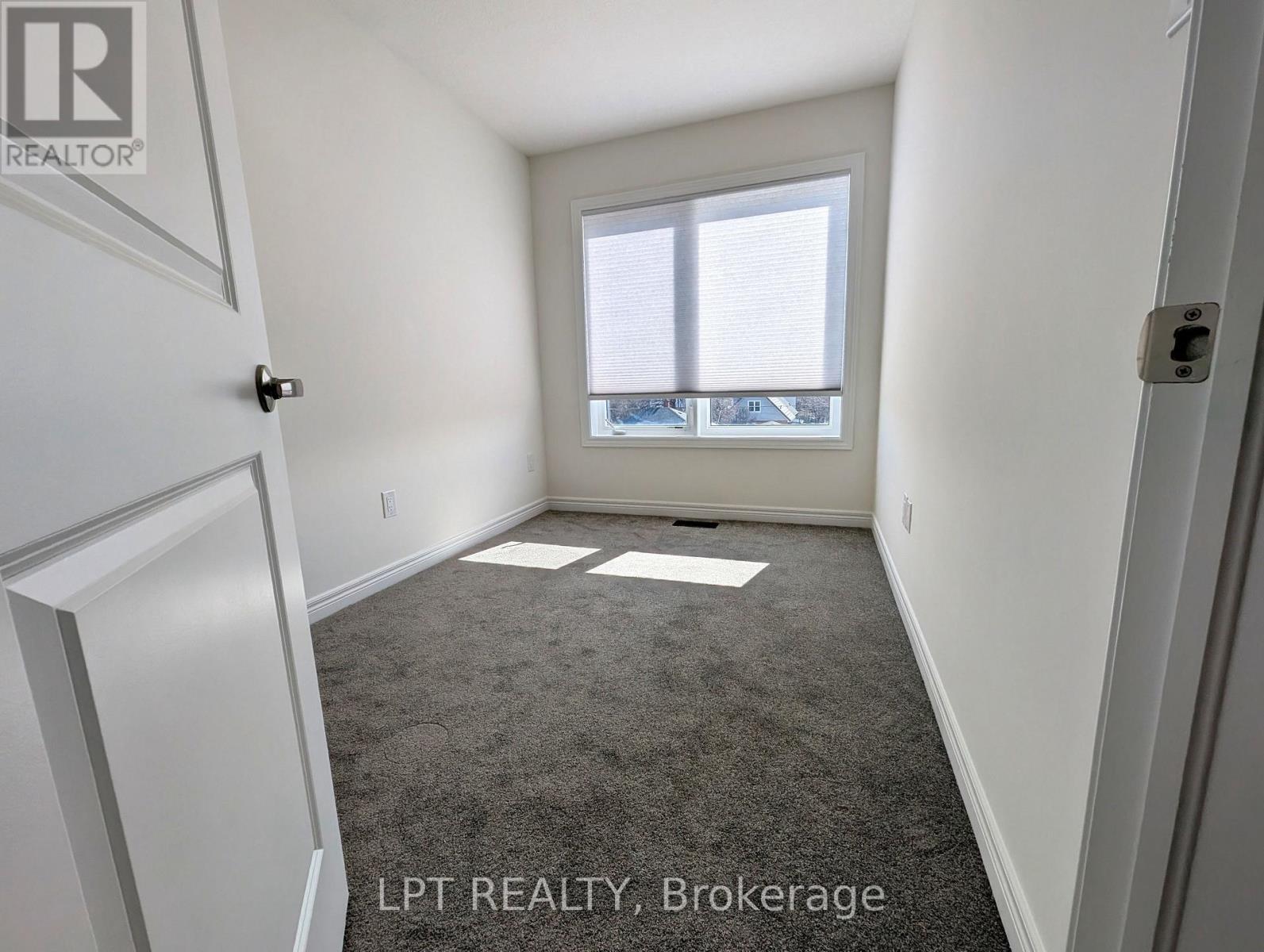 11a Bingham Road, Hamilton, Ontario  L8H 0B5 - Photo 2 - X12956404