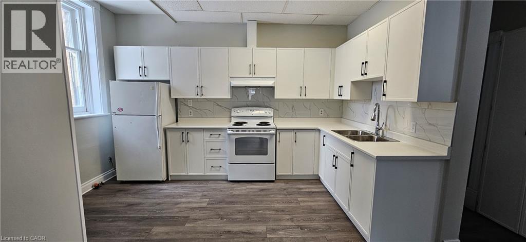 130 Brown Street Unit# 1, Cambridge, Ontario N3H 5T5 - Photo 3 - 40817605