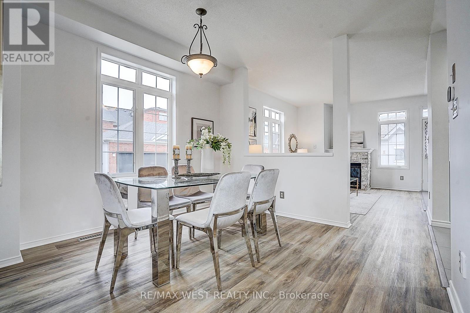 11 Dancer's Drive, Markham, Ontario  L6C 2C4 - Photo 12 - N12955452