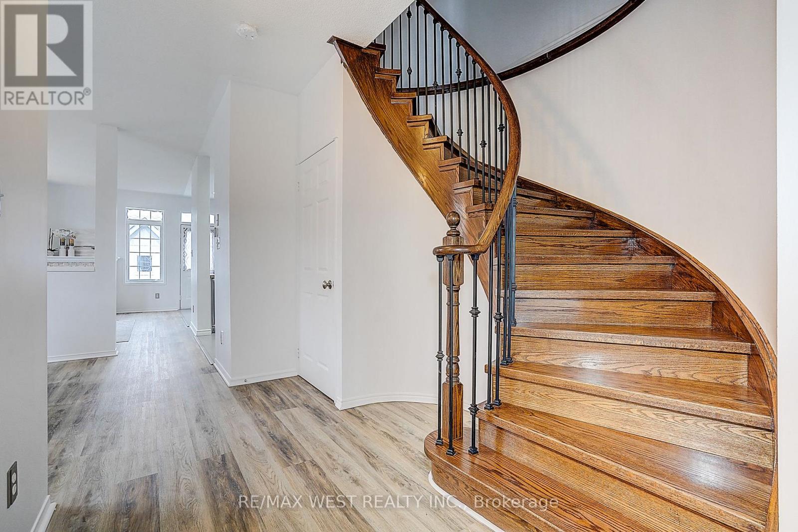 11 Dancer's Drive, Markham, Ontario  L6C 2C4 - Photo 30 - N12955452